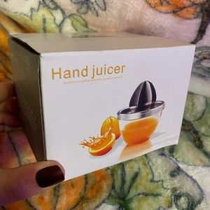 Hand Juicer!